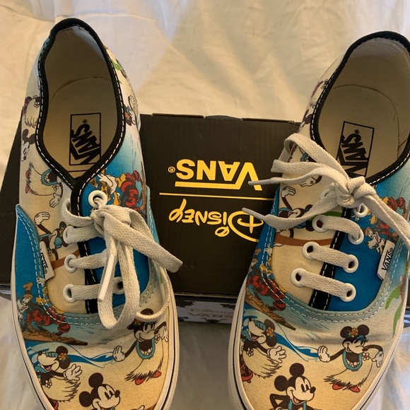 disney vans size 7